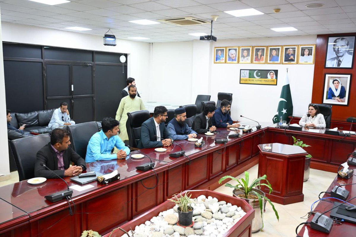 RubinakhalidPPP's tweet photo. Benazir Income Support Programme (BISP) signed MoUs with the National Information Technology Board (NITB) and Pakistan Red Crescent Society (PRCS) at BISP Headquarters, Islamabad.
The MoU with NITB under the Digital Economy Enhancement Project (DEEP) will support the digitalization of citizen-centric services, platform integration, and improved accessibility for BISP beneficiaries across Pakistan. The partnership with PRCS will strengthen anticipatory targeting, disaster preparedness, and shock-responsive social protection, using BISP’s geo-tagged data to support timely outreach to vulnerable communities during disasters.
BISP Chairperson Senator Rubina Khalid emphasized greater data sharing and coordination among provinces and government departments to create synergy, improve service delivery and achieve better results. She said BISP and its partners would continue working together to explore further areas of collaboration.
The MoUs were signed by Director General NSER/CCT Dr. Asim Ijaz with Mr. Faisal Mumtaz, Project Director DEEP, NITB, and Mr. Muhammad Abaid Ullah Khan, Pakistan Red Crescent Society, respectively.

#BISP #SenatorRubinaKhalid #NITB #PRCS #Digitalization #DisasterResilience