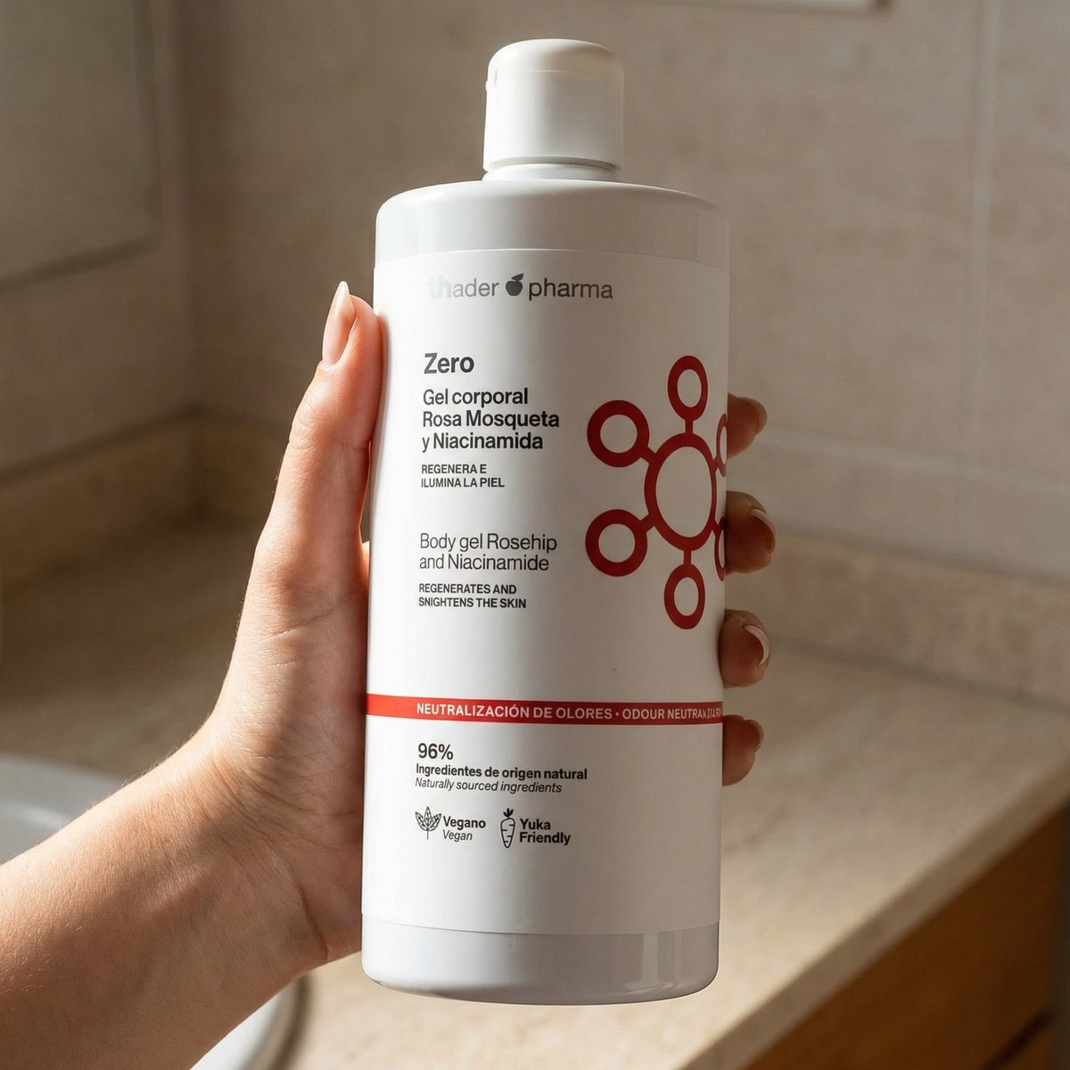thaderpharma's tweet photo. Tu momento ducha, ahora con un plus de cuidado.
🌹Nutre y favorece la regeneración de la #piel.
🧴Ayuda a reforzar la barrera cutánea.
✨Y aporta suavidad y luminosidad.

Conseguirlo es muy fácil con el #GelCorporal con #RosaMosqueta y #Niacinamida de nuestra línea #Zero. https://t.co/FAFDlJo9mo