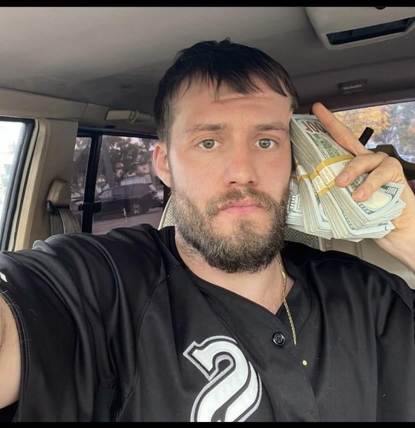hashimotorae's tweet photo. i'd let him beat me then i'd apologize for getting his fists bloody https://t.co/z1AzjS1VPa