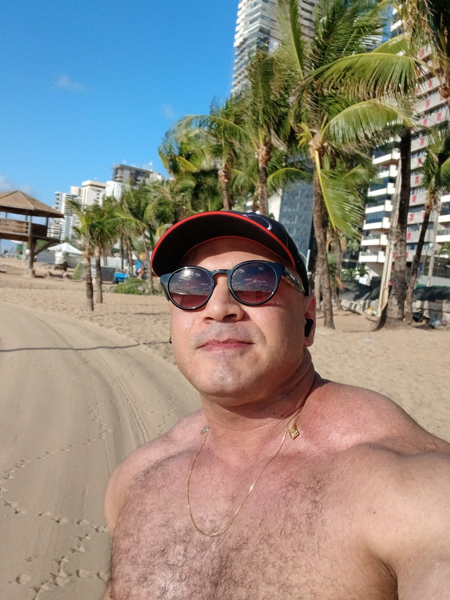 brunoqueioz's tweet photo. Bom diaaaa! Bora começar o dia cedo, que o tempo não para.
Uma caminha na orla e depois uma banho pra relaxar.
Uma excelente semana, e hoje tem promoção de 30% a menos no Privacy 😈

https://t.co/TVMkFnpxeN https://t.co/pmN7i73FfV