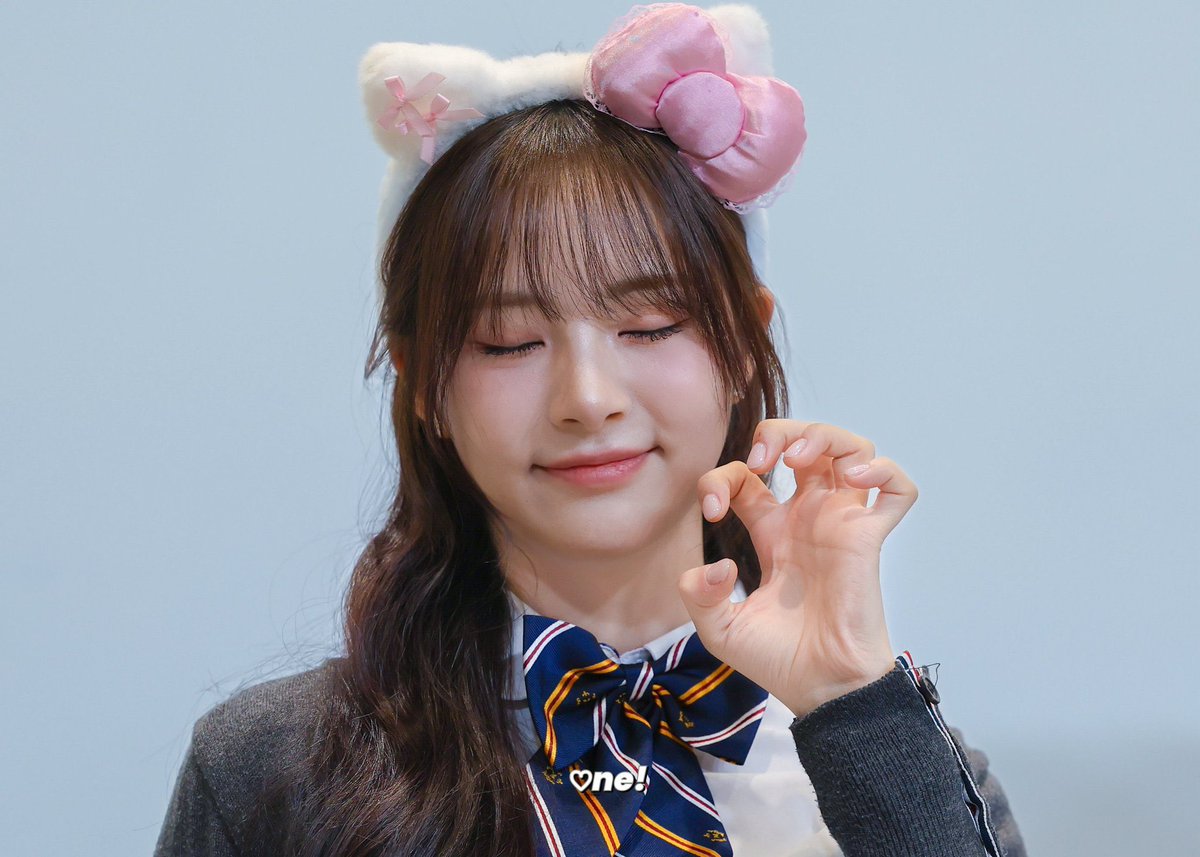 keptforhana's tweet photo. ⌜ 냐옹… 너무 귀여워 ⌟
       13.06.2025

#HANA #하나
#FIFTYFIFTY #피프티피프티 https://t.co/wyaqQ3xHdE