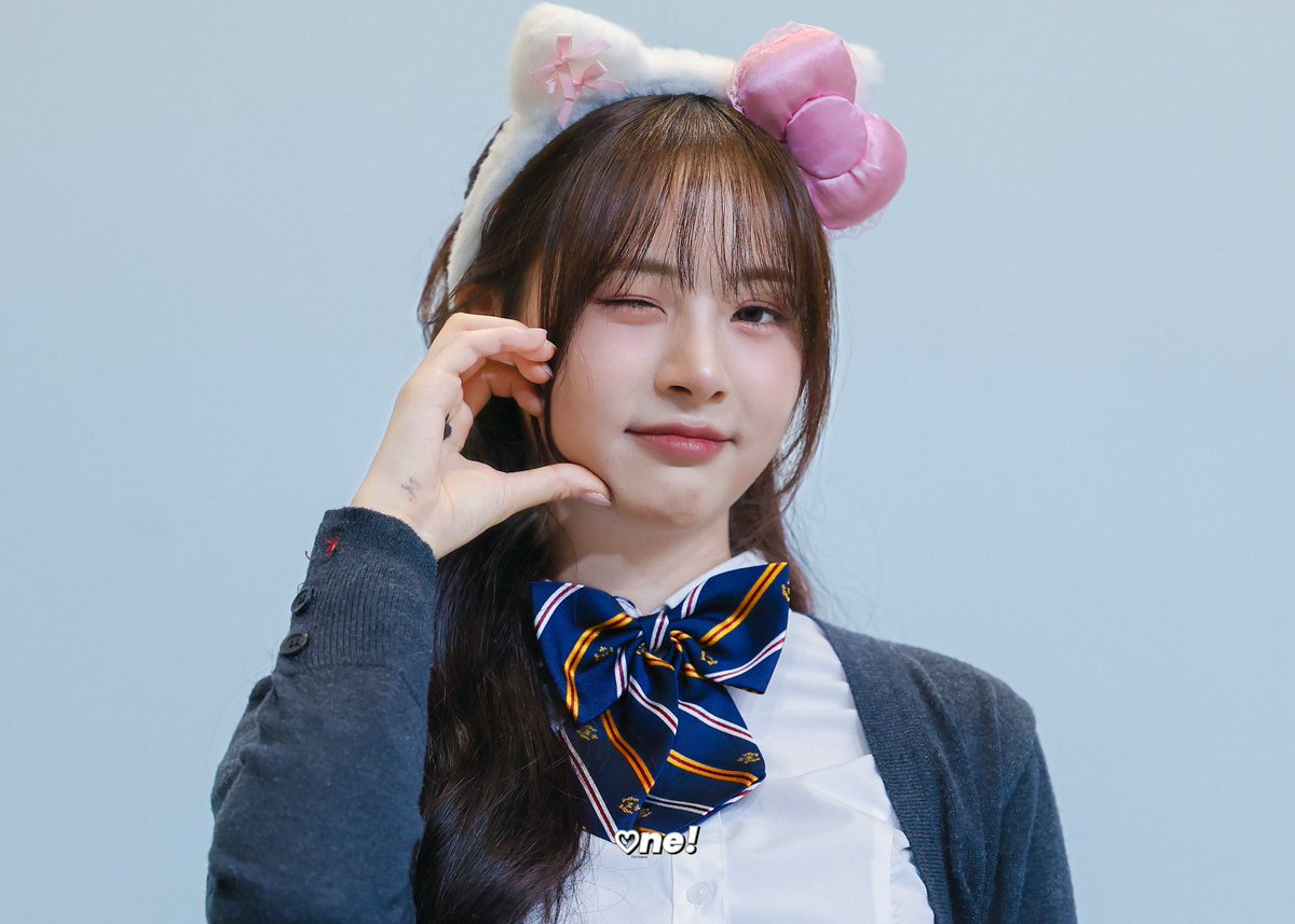 keptforhana's tweet photo. ⌜ 냐옹… 너무 귀여워 ⌟
       13.06.2025

#HANA #하나
#FIFTYFIFTY #피프티피프티 https://t.co/wyaqQ3xHdE