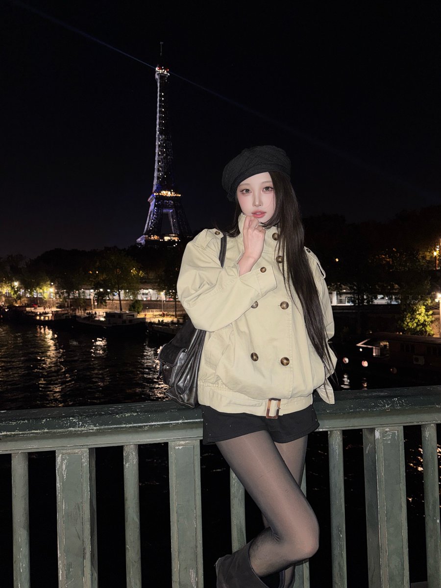 saymy_soha's tweet photo. 260914 세이마이네임 인스타그램 #소하 

Paris❤︎ https://t.co/kGfTUcnHZG