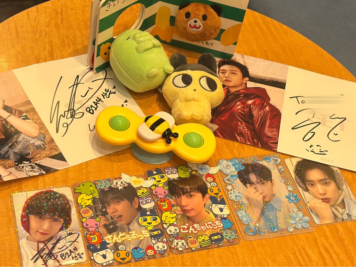 _kyomkyompurin's tweet photo. @SANDEUL920320 
@B1A4_gongchan 
@B1A4_CNU 
오빠들 덕분에 만나게 된 소중한 친구들이랑 정말 즐거운 시간을 보낼 수 있었어요🥳 오빠들이 우리에게 주는 사랑만큼, 아니 그보다 더 많이 행복했으면 좋겠어요🫂 일본에 와줘서 너무 고맙고 앞으로도 변함없이 응원할게💚 B1A4 あいしています💚 https://t.co/L1RD9ZeTu5