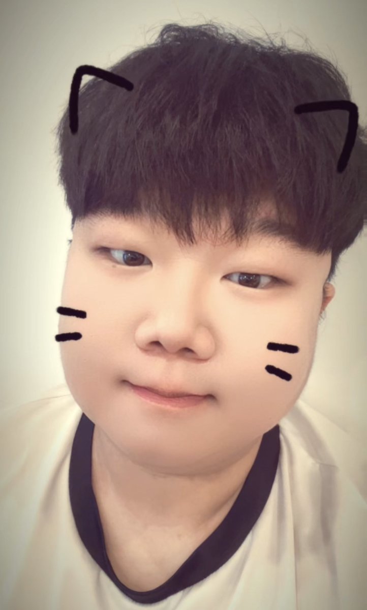 10000sick2's tweet photo. 인기 많았던 사진 두고가께 내기분 좋아지게 좋아요 마니 눌러라 알겐냐 https://t.co/U3J4hpHu3M