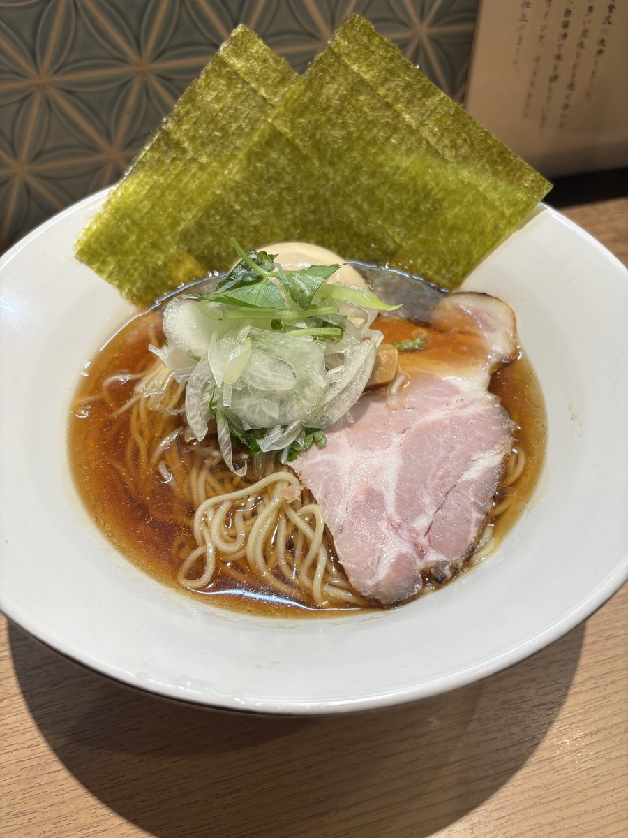 ryuryu071121's tweet photo. 月曜の夜、セキレイさん♪ https://t.co/QEFOFGbh52