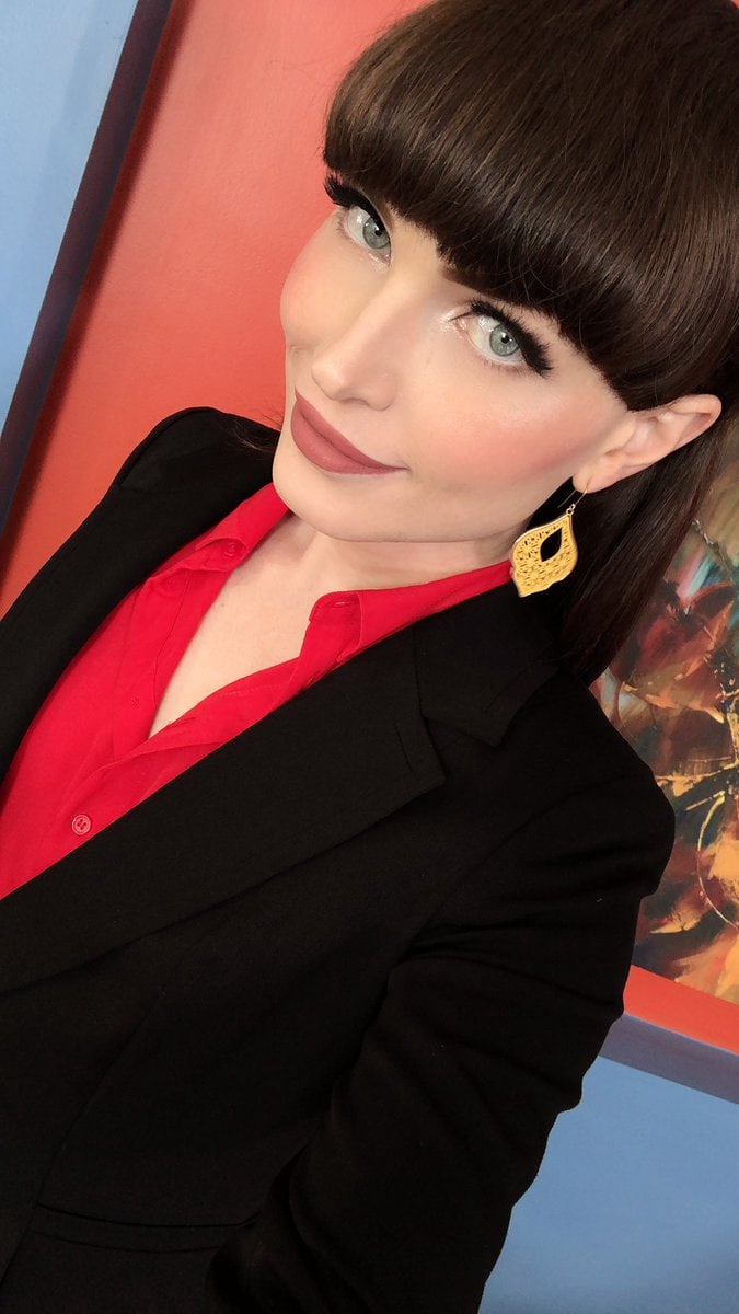 Natalie_Mars19's tweet photo. you'd look good on a leash https://t.co/bTPGdwcsoB