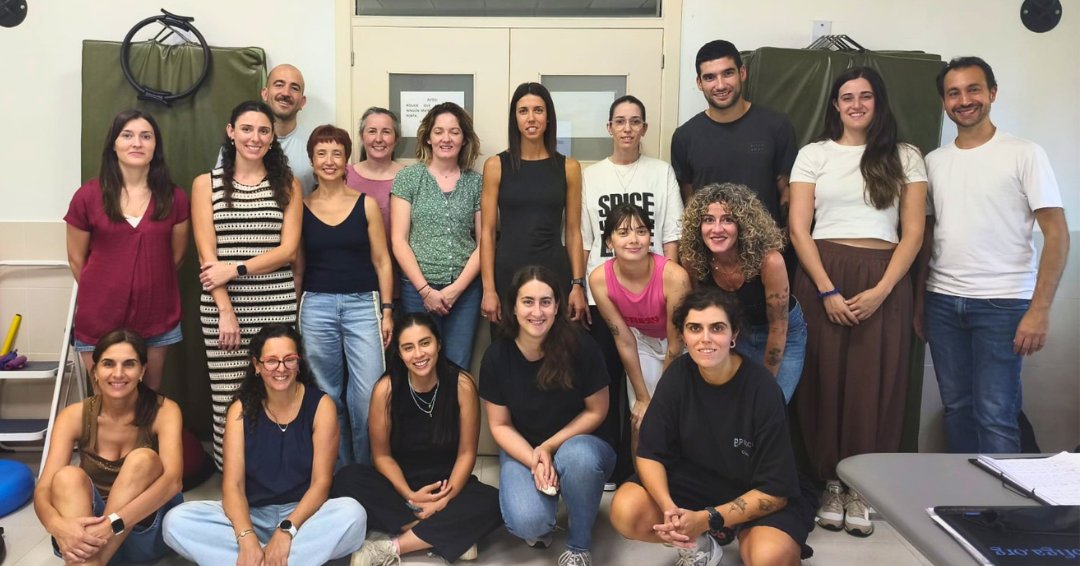 cofiga's tweet photo. Alumnado participante no curso de nivel avanzado sobre Rehabilitación vestibular, conmoción cerebral e vertixe posicional paroxística benigna en Fisioterapia que, organizado polo CoFiGa, impartiu Juan Donoso Hurtado na Facultade de Fisioterapia de Pontevedra.

#CoFiGa https://t.co/UFcbezykrb