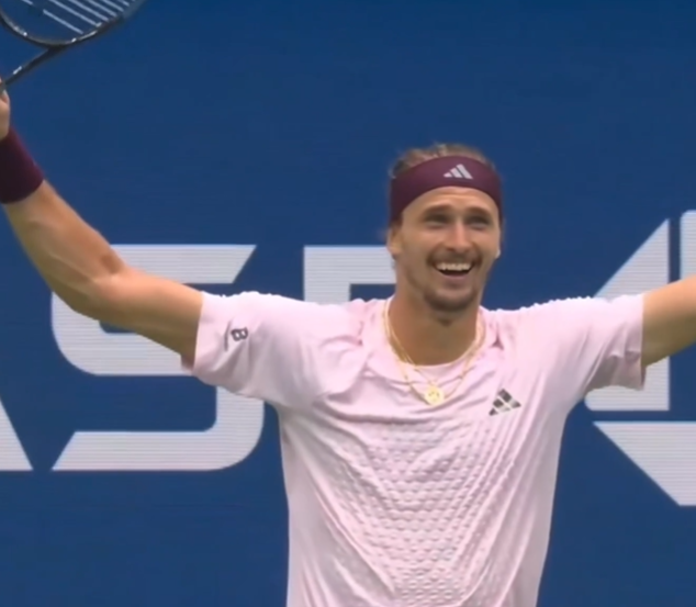 dropshot1996's tweet photo. Quel bonheur de voir les haters de Zverev se noyer dans leurs larmes. https://t.co/8yxNhuUGsR