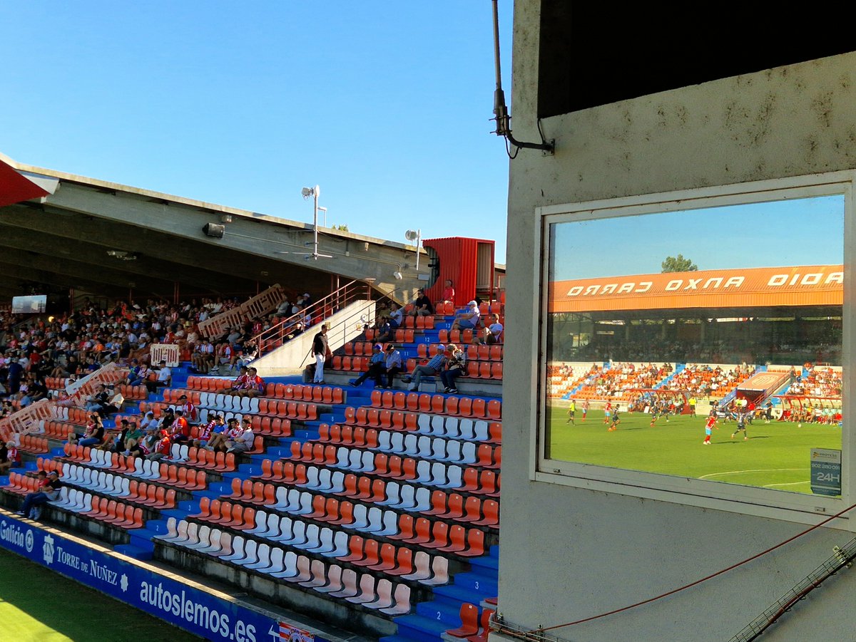 Roylovesfooty's tweet photo. A stoppage-time goal sealed victory for @CDeportivoLugo, sending @CDCORIA back to Extremadura empty-handed.

🗓️ 13/9/26
⚽️ CD Lugo 1️⃣🆚0️⃣ CD Coria
🏟️ Estadio Anxo Carro
🇪🇸 Lugo
🎟 €15
🏆 @Primera_RFEF group 1

#Groundhopping #Groundhopper #Terraceedition #DDFM #PrimeraFederación https://t.co/i7sBiypHq4
