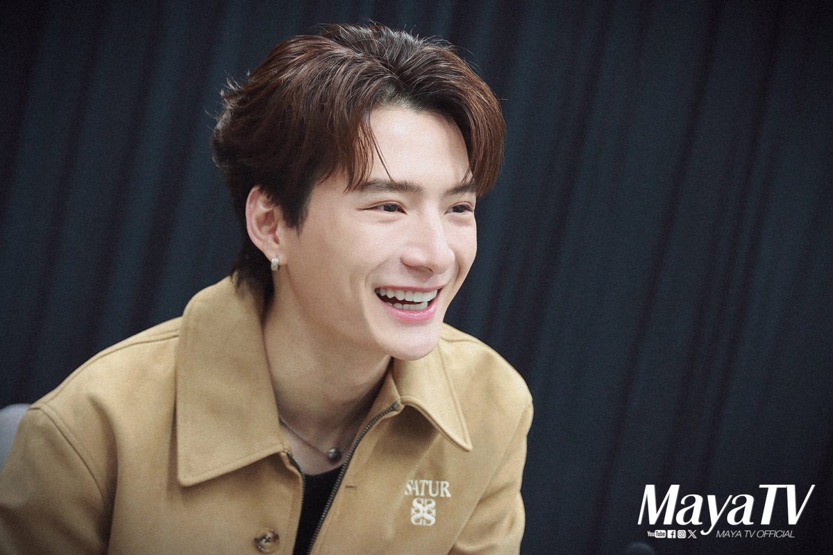 mayaonline2002's tweet photo. Interview | จากการค้นหาตัวตนของ “คริส พีรวัส” #KristPerawat  สู่ “Butterflies - KRIST x PUP POTATO🦋 ” 

📽🔗https://t.co/v4BOWsB0EZ

#ButterfliesKRISTxPUPPOTATO
#ButterfliesKRIST_PressTour
#MAYATVOFFICIAL
#RISERMUSIC https://t.co/BjDRapEfzJ