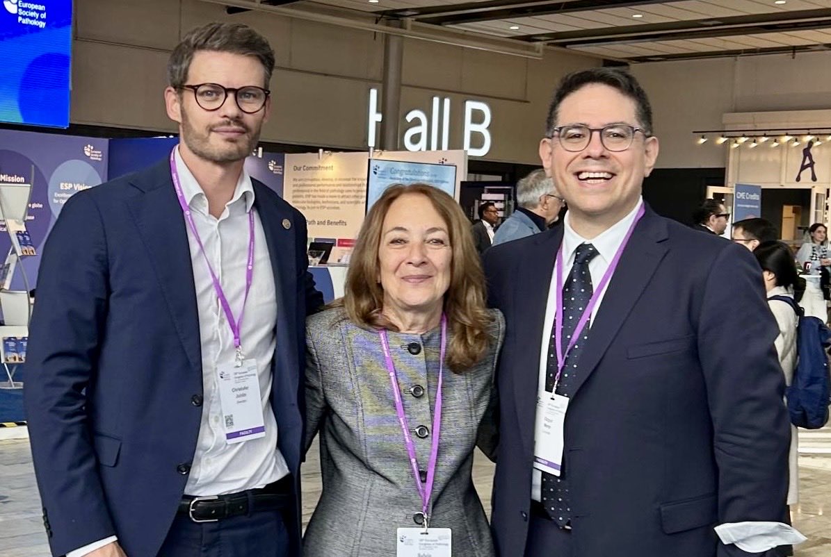 EndoPath's tweet photo. ECP2026 in Stockholm with endocrine pathologists Christofer Juhlin, Sylvia Asa and Ozgur Mete 🇸🇪🔬 https://t.co/ZpMK6TDgcK