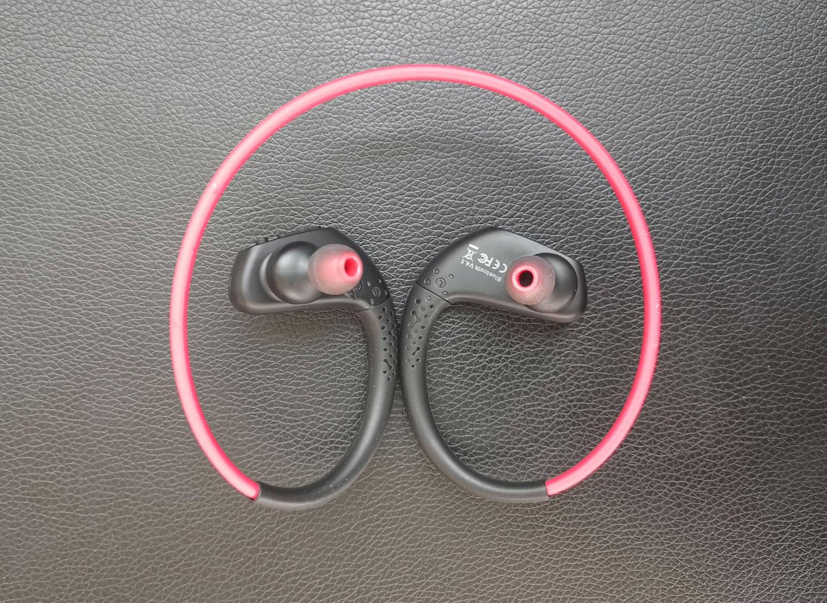 Nadia0386's tweet photo. Just unboxed my long-awaited wireless earbuds—crystal-clear sound and such a sleek design! Worth the wait, no more lagging during my morning runs. ， https://t.co/tyWntSSHlD