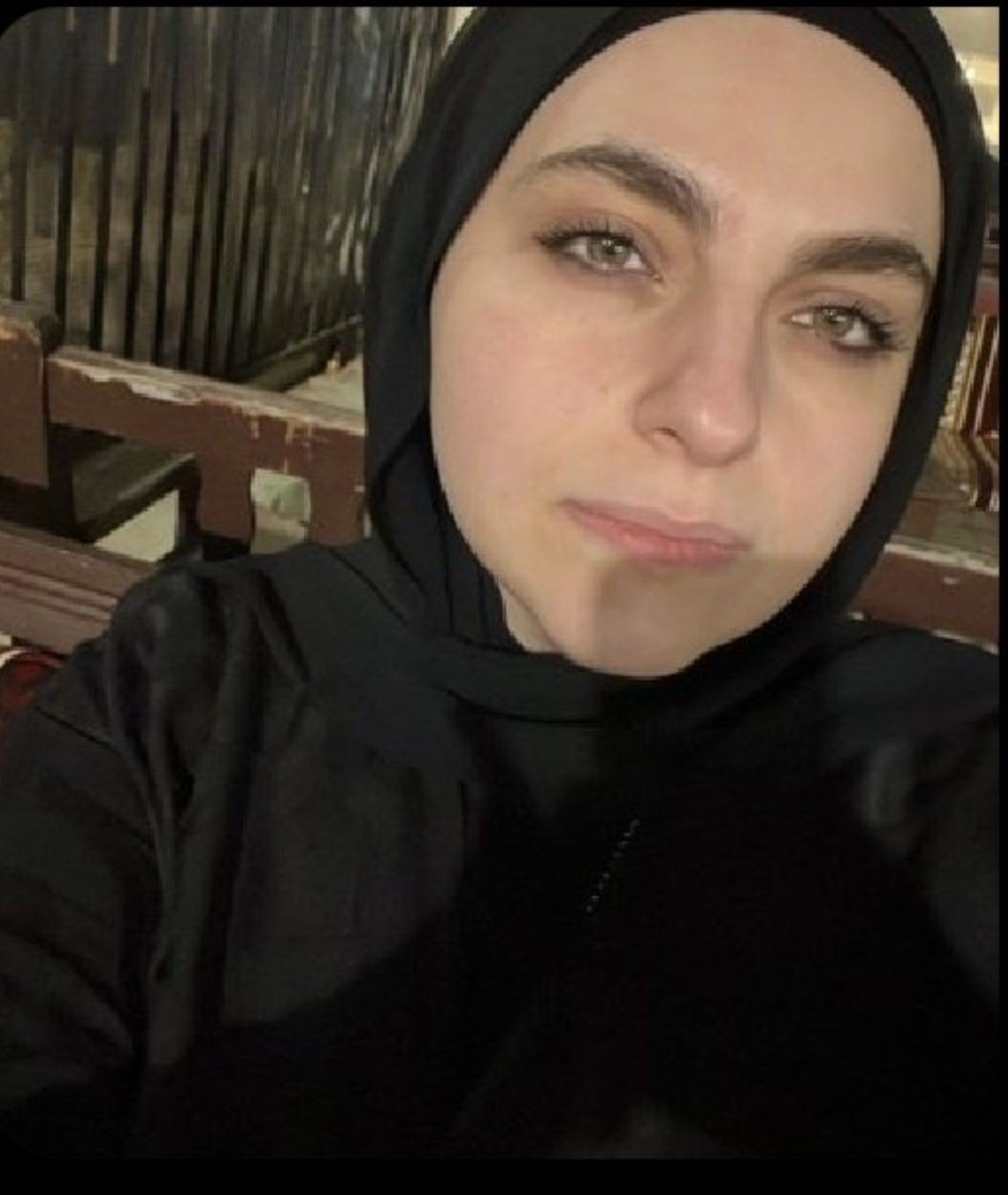 El_Fahal_25's tweet photo. رايكم بشرفها المحجبه الفلسطينية زوجها بده الكل يزني فيها https://t.co/u4SLN75x3X