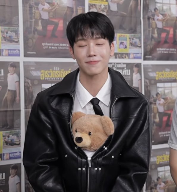 NUMINT091's tweet photo. น้องมังกร แบบ 100% ใจแม่ แบบบ 😭🎀😭🎀😭🎀😭🎀😭🎀😭🤏🏻🤏🏻🎀😭🥺🤏🏻🎀🤍😭🥹

PIL EP1 REACT
#REACTINLOVEEP1 https://t.co/kozo3QGHKJ