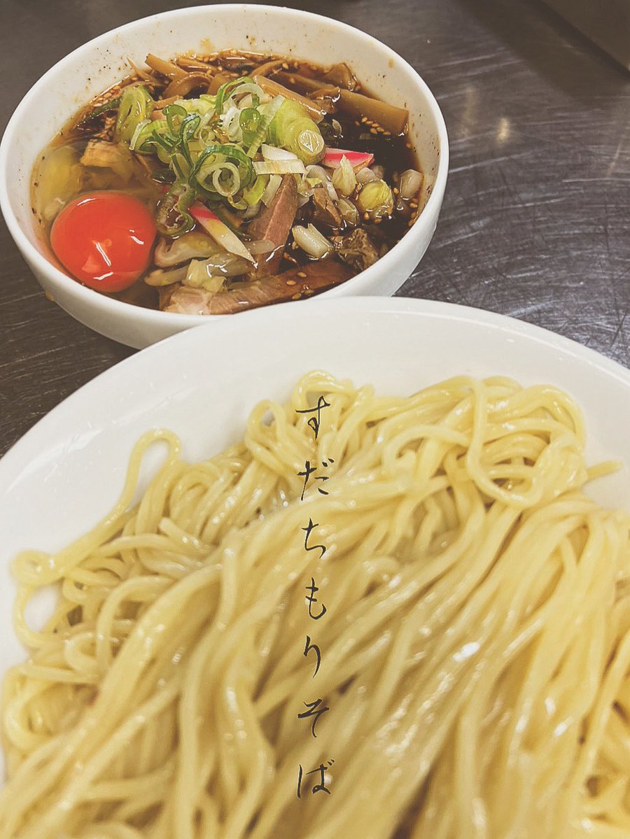 yoshokuOKADAx's tweet photo. 明日の夜はO火ラー
オカダ・カヨウビ・ラーメン

「すだちもりそば」

酢っぺぇ甘めーチョイ辛い奴にすだちだで思いっきりススってちょー。

18:00〜21:00
L.o20:30 https://t.co/XSxhEMeQcU