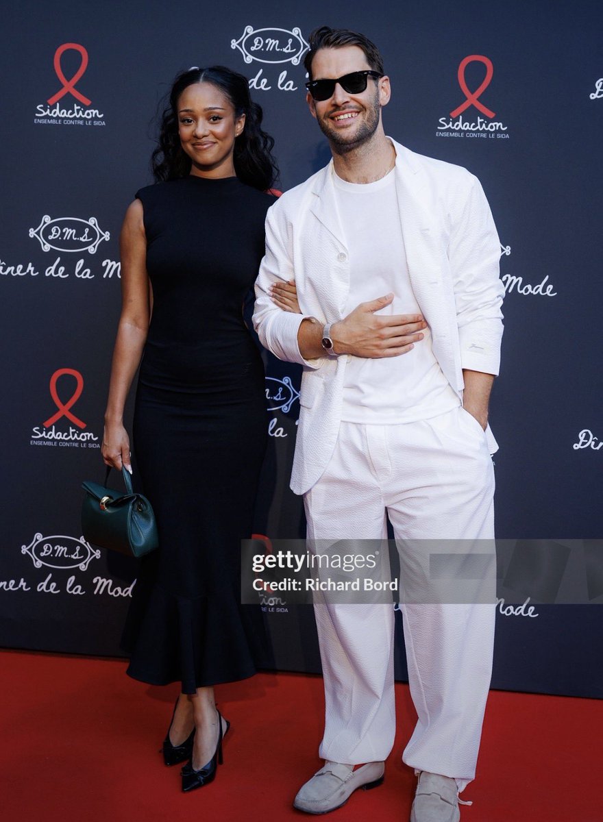 moonzp1ece's tweet photo. Manon has looked so happy this year I know we’ve been starved but ik shes plotting something https://t.co/rzhQ1T49gW