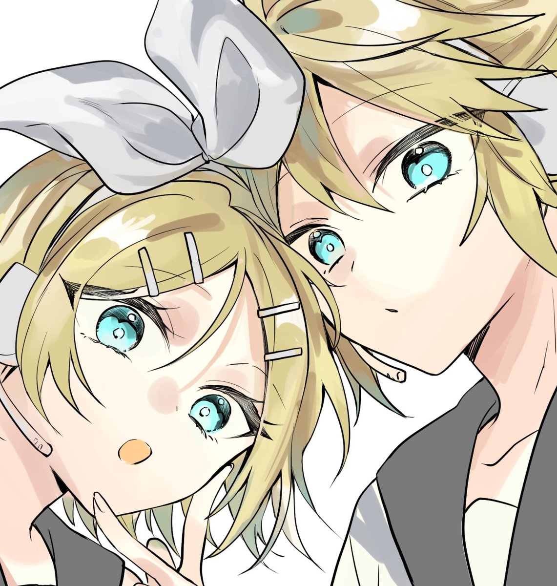 umiyoa's tweet photo. 鏡音描いてる https://t.co/AxD5oBlnVq
