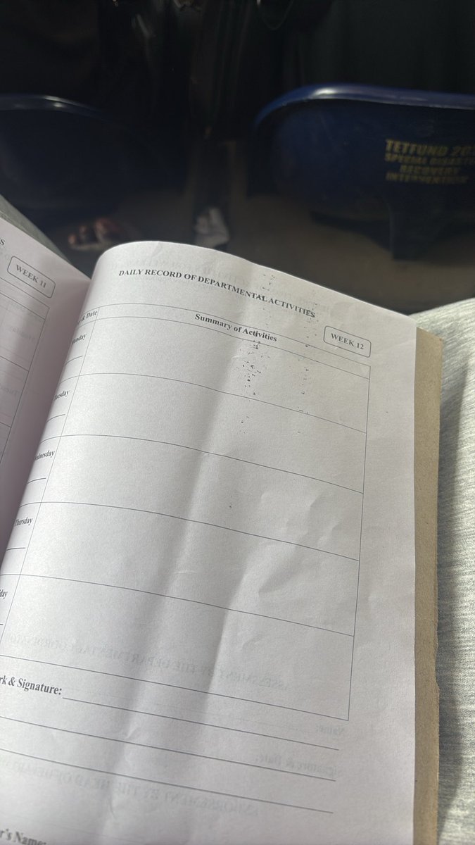 prettyboyTEMZ's tweet photo. 12 weeks for course wey be 3unit? omo Una too do 😭 https://t.co/99kqpOS7lQ