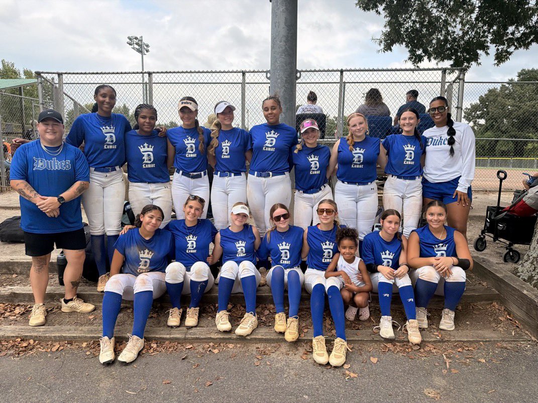 12otis2030's tweet photo. We went 1-1 this Saturday, unfortunately rain didn’t let us continue play on Sunday. Excited for the games we did get in and can’t wait to get back on the field with these ladies!

Went 2-3 at the plate with a couple singles. Pitched 2 shutout innings only giving up 2 hits. Back in the lab before our next outing!