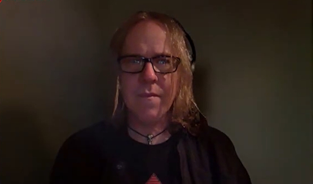 BLABBERMOUTHNET's tweet photo. Ex-FEAR FACTORY Singer BURTON C. BELL Is Putting Finishing Touches On Debut Solo Album: 'It's 10 Completely New Songs' https://t.co/tG7wfdQp2z https://t.co/eJyU1Hu2RQ