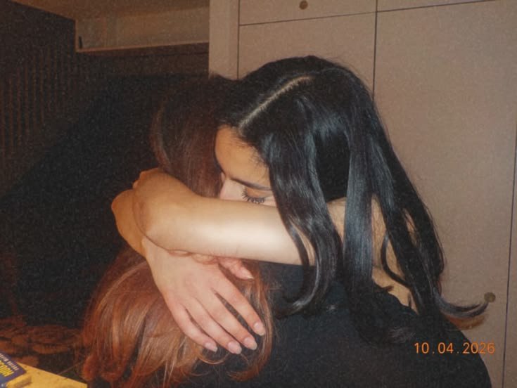 Vienlesbiana's tweet photo. Pijamada de anoche con mi bebita fiu fiu https://t.co/FUkJ6rwBdL