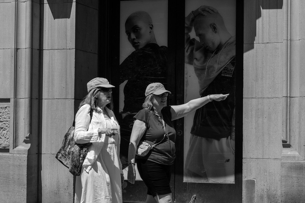LouiseVerdone's tweet photo. Portraits in the street #Montreal #streetphoto. Go see more on my carousel https://t.co/W57guoLKue📷😊
Portraits dans la rue #Montréal. Allez en voir plus sur mon carrousel https://t.co/W57guoLKue ☮️👋
#streetphotography #blackandwhitephotography #Photography #everybodystreet https://t.co/MpeJA8Ed3W