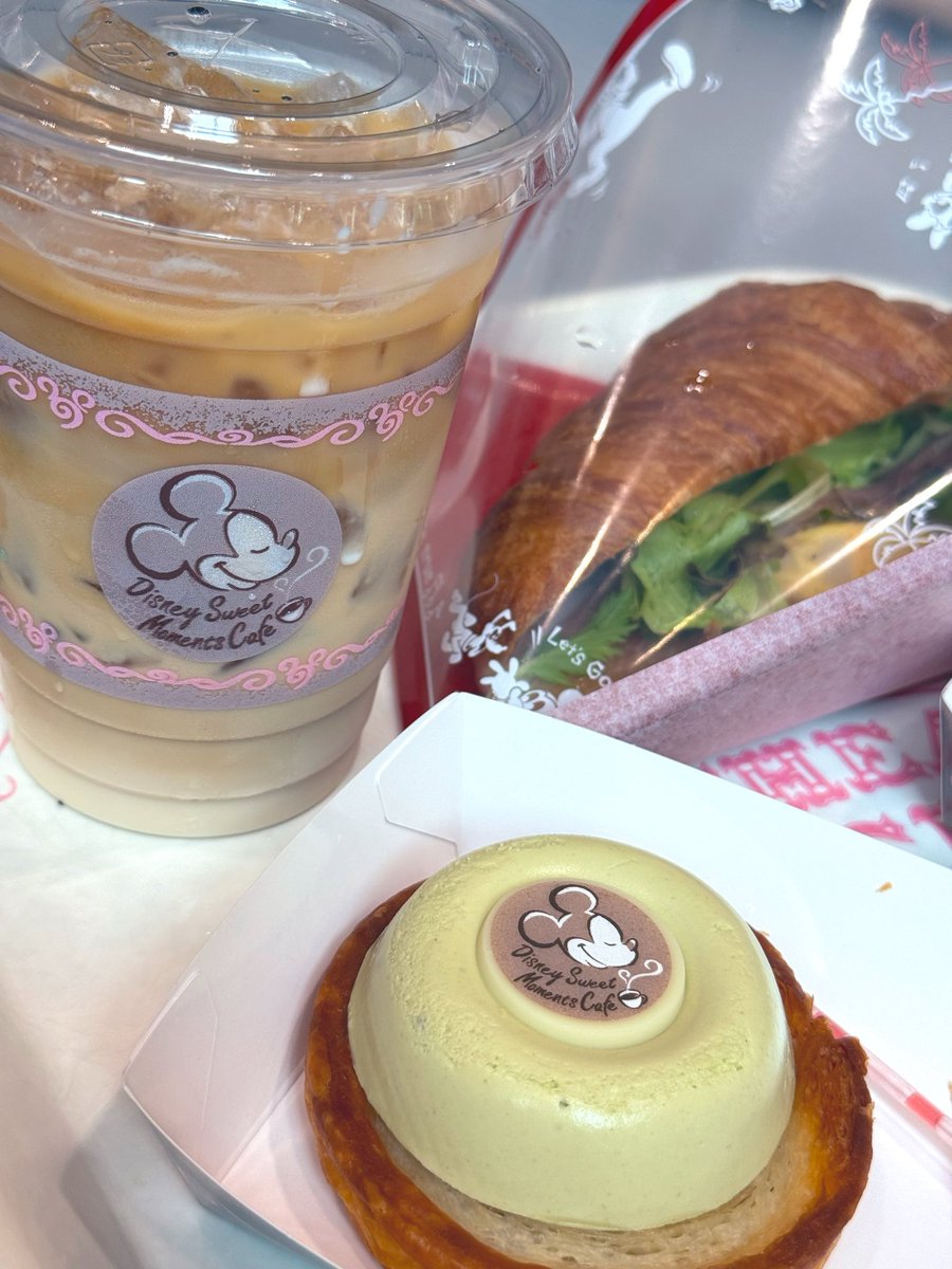 mopp_126's tweet photo. ランド行ったら絶対にアイスクリームコーンでアイスクリーム食べたい🍨 https://t.co/XNTPwcaicQ