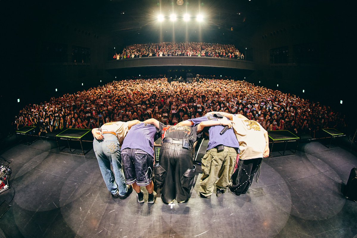 kaitiono's tweet photo. Zepp Haneda(TOKYO)
ありがとうございました！！

13周年記念ライブ
[Lighter's High]
いつも大好きなメンバー、スタッフ、楽器チームと大好きな音楽を奏で続けられてるのは応援してくれる大好きなみんなのおかげです
ほんとにほんとにいつもありがとう！
幸せです！

まだまだこれからもよろしく！ https://t.co/A3FaDDEBea