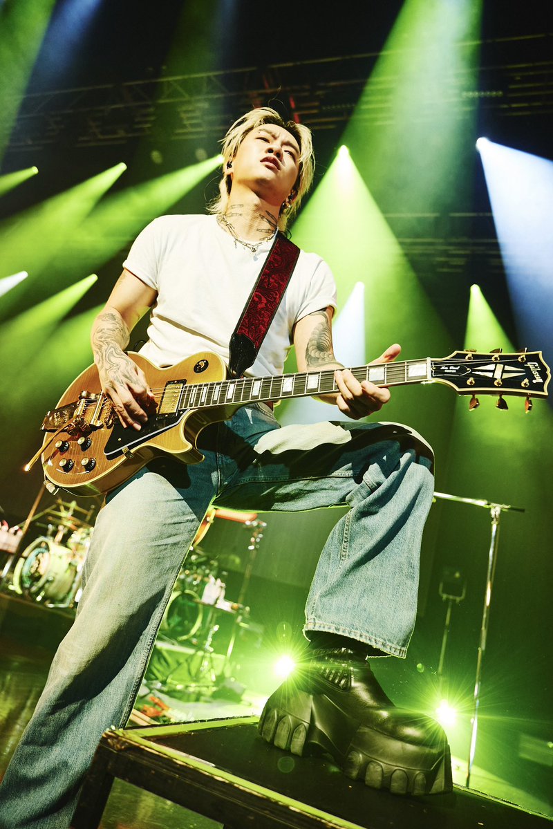 kaitiono's tweet photo. Zepp Haneda(TOKYO)
ありがとうございました！！

13周年記念ライブ
[Lighter's High]
いつも大好きなメンバー、スタッフ、楽器チームと大好きな音楽を奏で続けられてるのは応援してくれる大好きなみんなのおかげです
ほんとにほんとにいつもありがとう！
幸せです！

まだまだこれからもよろしく！ https://t.co/A3FaDDEBea