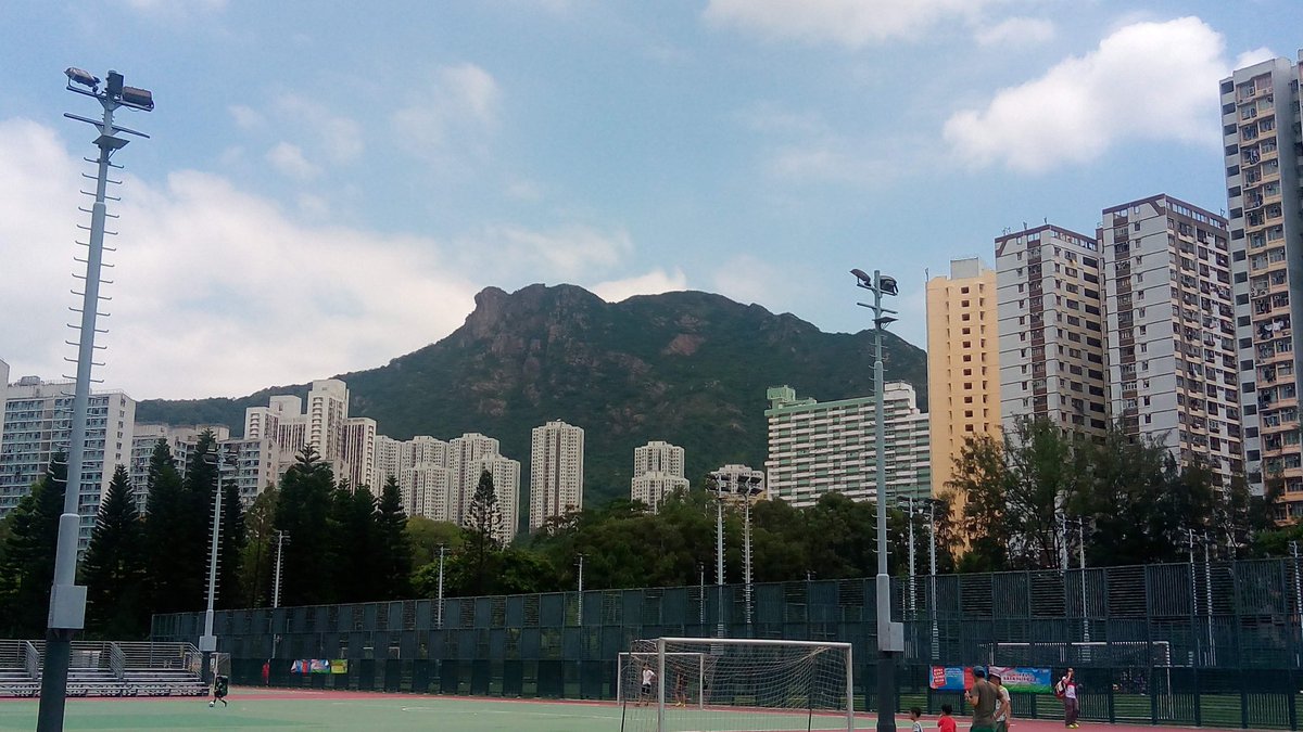 hanaQLow's tweet photo. #香港に行ったことのない人に香港の空気を伝えよう https://t.co/96wqzvRKZ1
