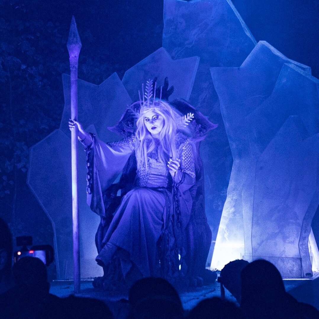 toverland's tweet photo. Ben jij ook dit jaar opgewassen tegen het ijskoude regime van Morgana? 🥶 Samen met haar ijsridders zorgt ze voor nóg meer scares en beleving in scare zone Morgana's Frozen Knights! ⚔️
➡️ Ontdek hier alles: https://t.co/XZ03mUeSDc #Toverland #HalloweenNights https://t.co/IgjBMD1MQ2