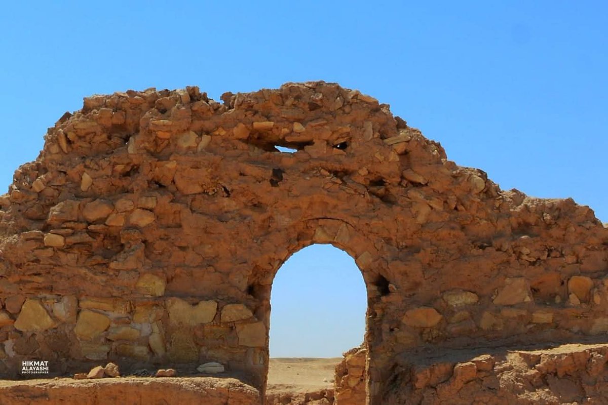 Aq_Sumer2266's tweet photo. Church of al Uqaiser in the city of Karbla'a .
Built around the 5th century AD (approximately 460s CE), predating Islam by over a century.
Built by Nestorian Christians who found freedom to worship under the pre-Islamic Arab Lakhmid Kingdom.
📹Hikmat Al Ayyashy https://t.co/dfSIWCm6du