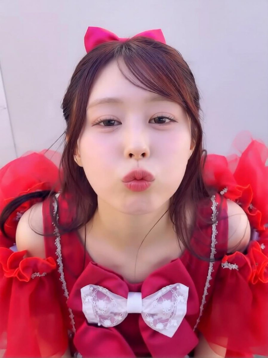 Misouuci's tweet photo. これ指消してみたら…
愛花のキス💕💕 https://t.co/yQYTG6W7yi