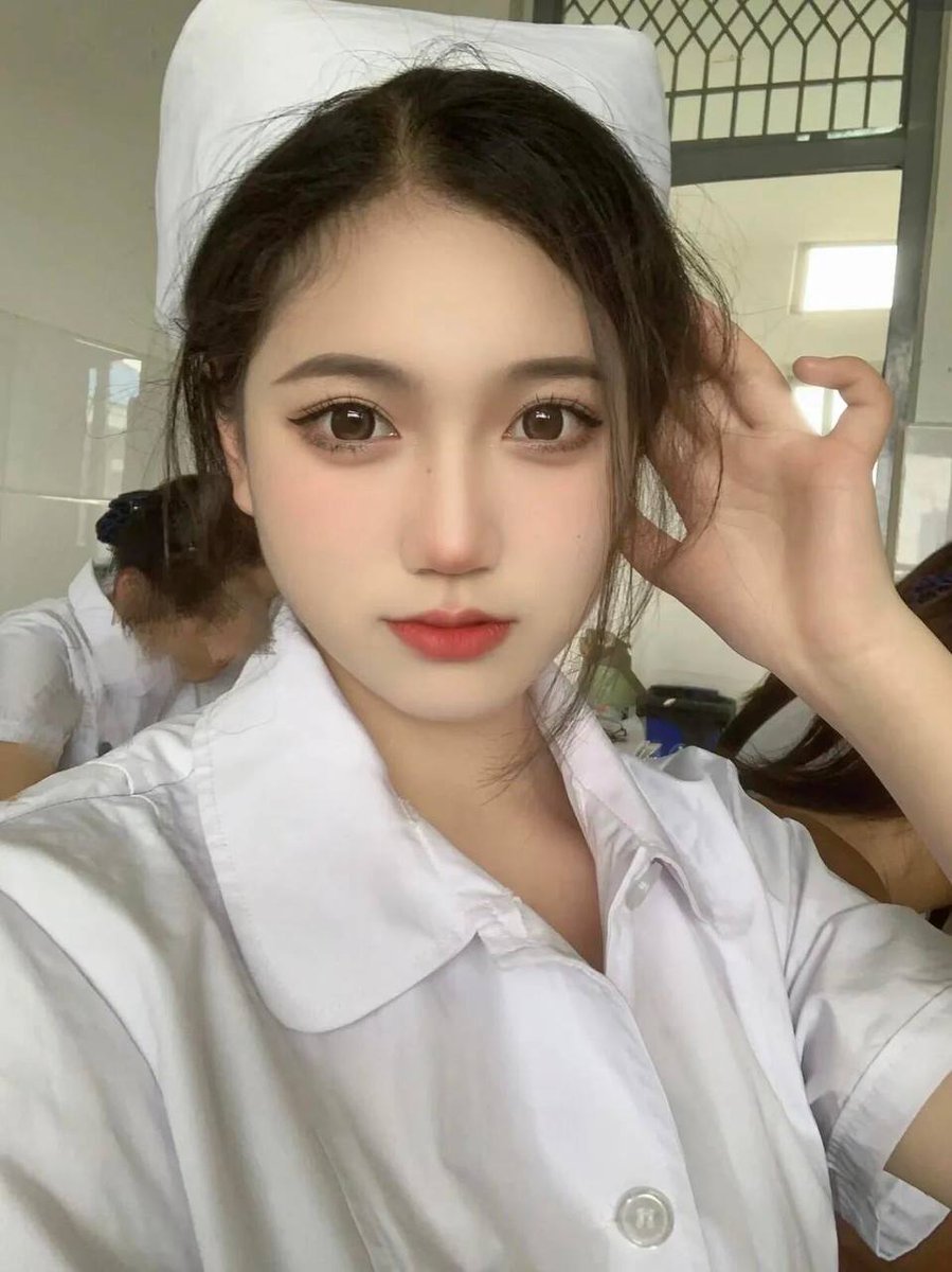 Biel72518613's tweet photo. 老娘最后再说一遍，我不要门啊，我要什么门啊，想视频直接告诉我，我看到就发了，只是一直发不完啊，不需要你们支持我什么，点个赞留言 111就好了 https://t.co/WMpf68zUuD