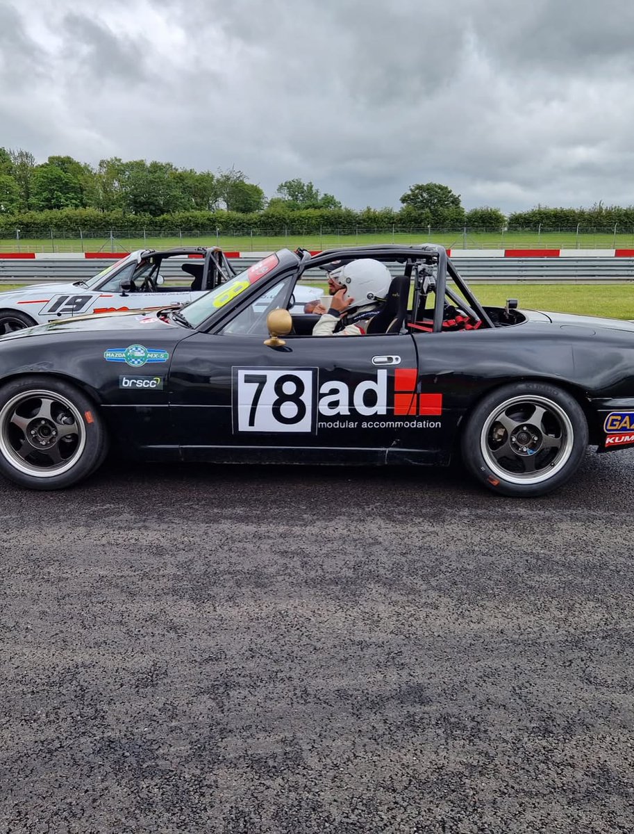 LanceCharll3's tweet photo. Race one of the Clubman Championship is complete at @doningtonpark. A mechanical issue forced our driver to retire, leaving it all to play for this afternoon. If there’s one track that’s fun from the back of the grid, it’s this one. Pat Gilligan https://t.co/weCHiNsvRG