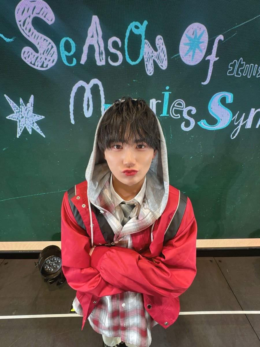 etoneige_yuto's tweet photo. パーカー大好きだから着れて嬉しかった！ https://t.co/NXEdun4jf5