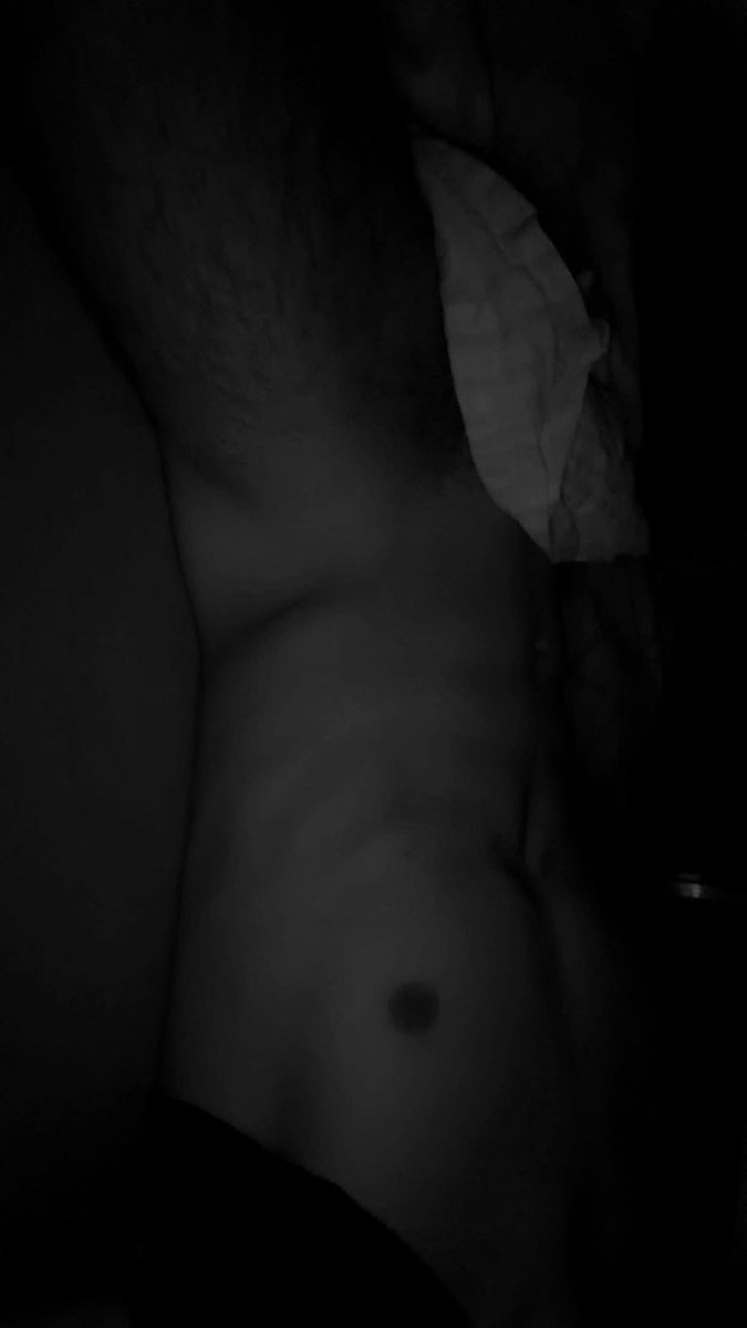7inchboiii's tweet photo. first post #nsfw #nsfwtwt #horny #chudai https://t.co/665TvoW5Yv