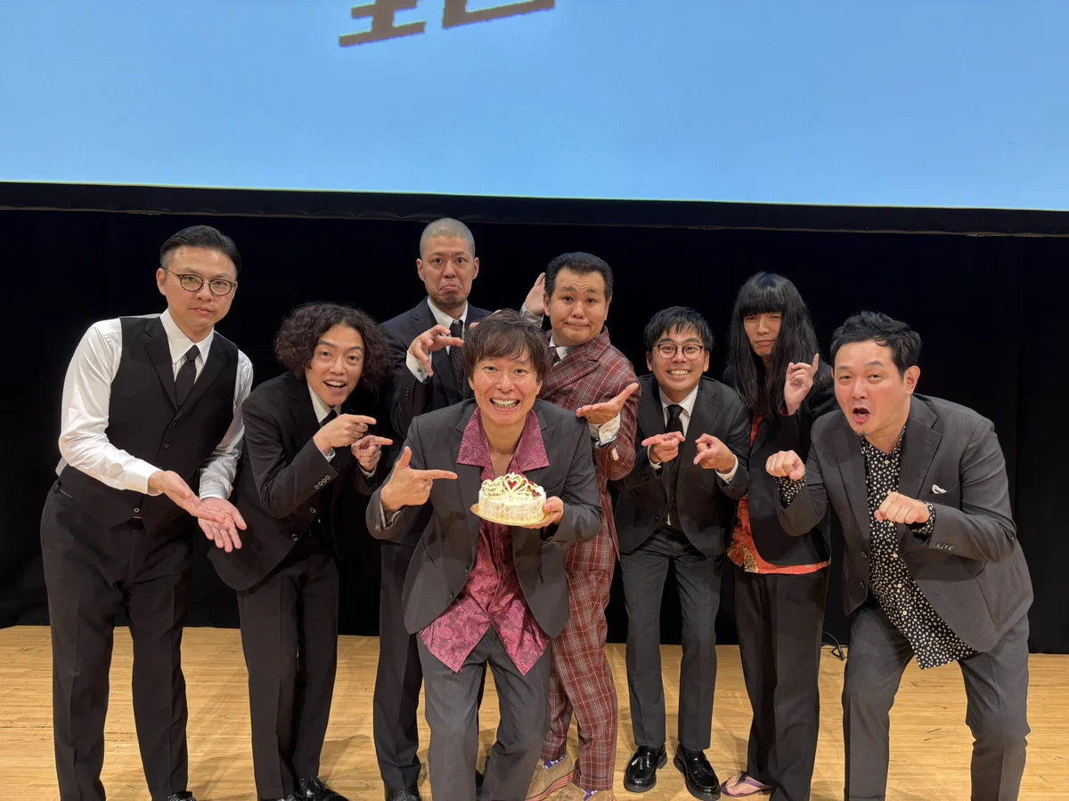 単独ライブ開催記念出品【マシンガンズ滝沢】ホスト風プロマイド マシンガンズ滝沢秀一さん、50歳誕生日を大阪オジサンズ8で祝う