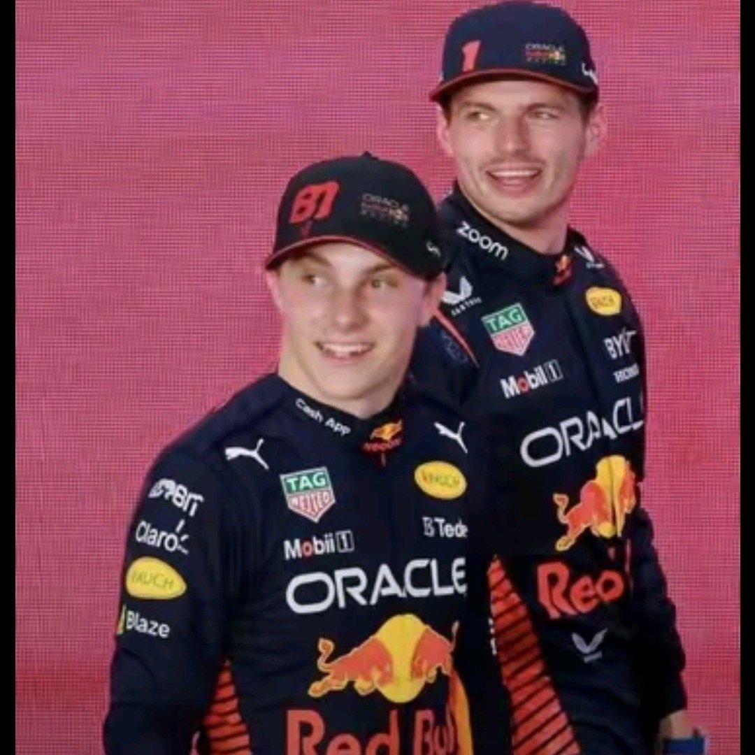 P1ASTRI8781's tweet photo. Since you started it fellow oomf 
I'll give my fair contribution to it✌🏻🎀✨ #oscarpiastri #maxverstappen #MaxCar https://t.co/Y39hnp9VhY