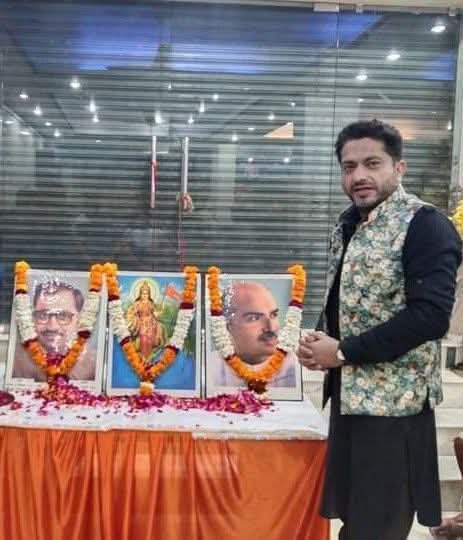 PuriKamal's tweet photo. @BansuriSwaraj @narendramodi @NitinNabin Kamal Puri 
          Kirti Nagar https://t.co/K5rFPy01U8