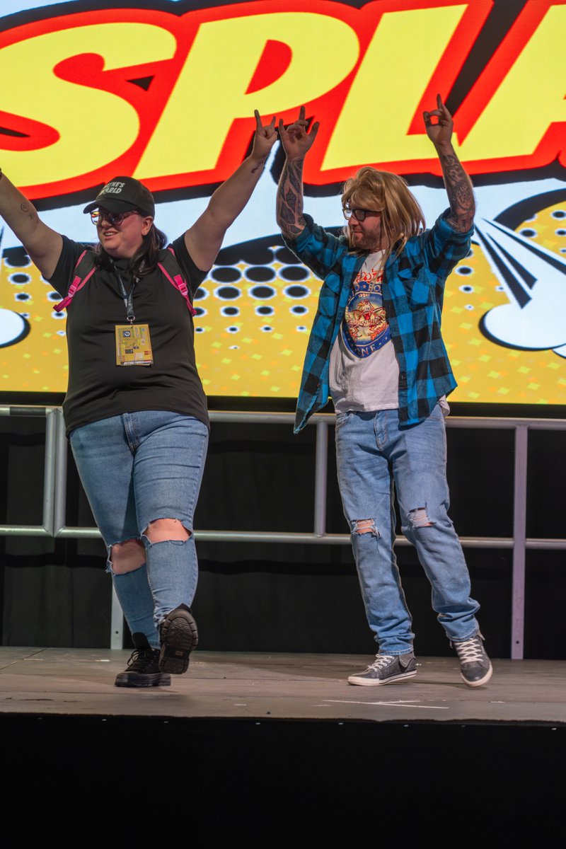 comconmanc's tweet photo. SCHWIIIIING! 🎸

We spotted some EXCELLENT Wayne's World cosplayers on our Cosplay Stage!

They're looking totally worthy 🤘

📷 Phil Halliwell https://t.co/uuktAdzpSQ