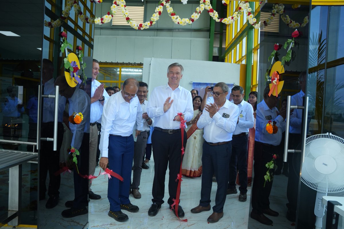 InterrollGroup's tweet photo. The new Interroll Experience Center in India is now open! 🇮🇳✨

Explore live material handling demos, test your specific application requirements, and collaborate directly with our local experts.

Book a visit: https://t.co/wTMvvBrSxb

#Interroll #India #showroom https://t.co/a4FGur29Uy