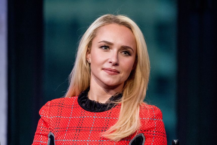 PopCrave's tweet photo. Authorities believe Hayden Panettiere passed after taking one fentanyl-laced oxycodone pill.

🔗: https://t.co/LdaAoYZKOE https://t.co/A3ZbzMMNlW