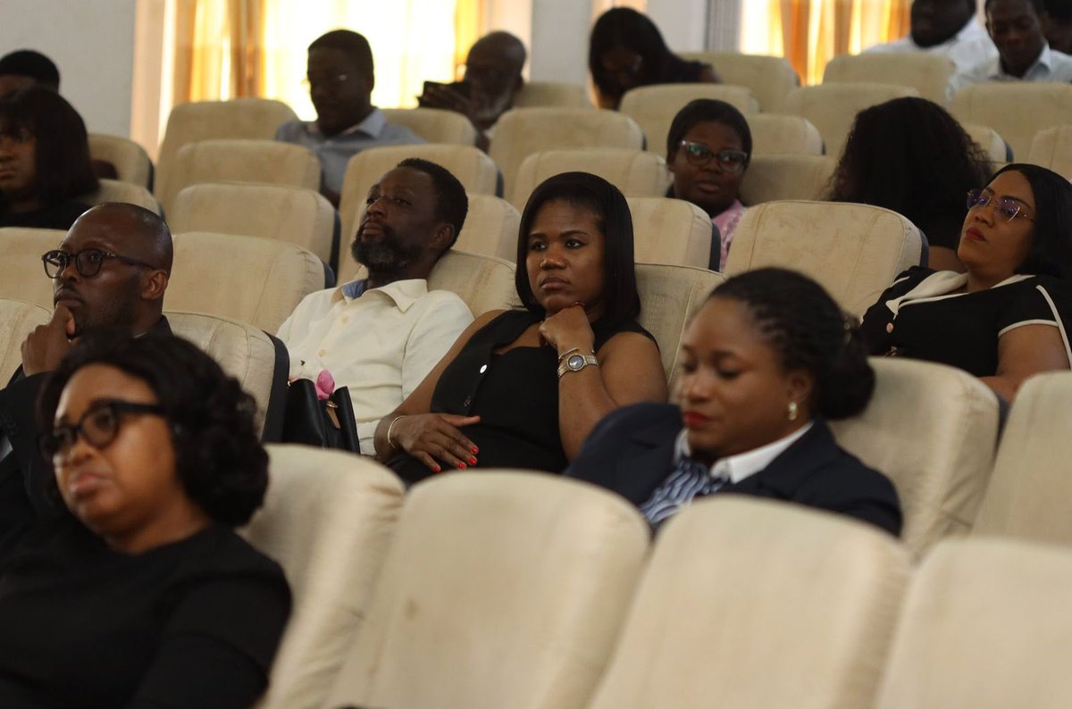 UG_SchoolOfLaw's tweet photo. Our incoming Pre-Bar students just wrapped up an insightful session covering course structure, academic expectations, proven study strategies, and the roadmap to succeeding on the journey to the Bar.

📸 Here’s a recap of the highlights from today's session!

#UGSoL #PreBar2026 https://t.co/FiloBDPX9e