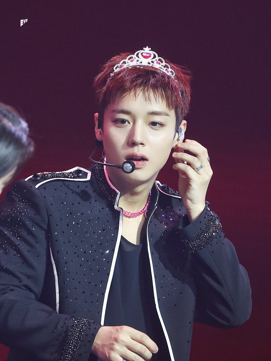 doong_yam's tweet photo. 260912 리플렉트 앙콘 #박지훈 

미쳐도 잘생긴 남자에 미치자 https://t.co/oKGKF7zS7h