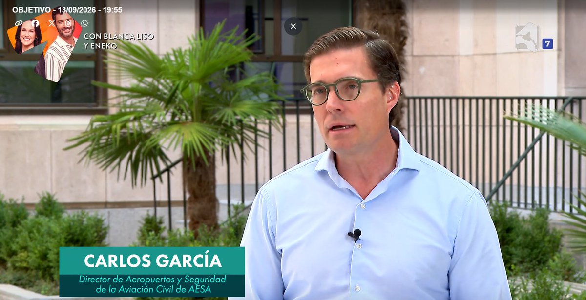 AesaSpain's tweet photo. 🎙️Además, también participamos en el reportaje de #Objetivo de @aragontv, donde desde #AESA se expuso la transformación que supuso el #11S en #aviación mundial y el trabajo del sector aéreo para proteger a pasajeros, tripulaciones e infraestructuras.

📺https://t.co/HJMel1cH24. https://t.co/TyYtNXVGo4