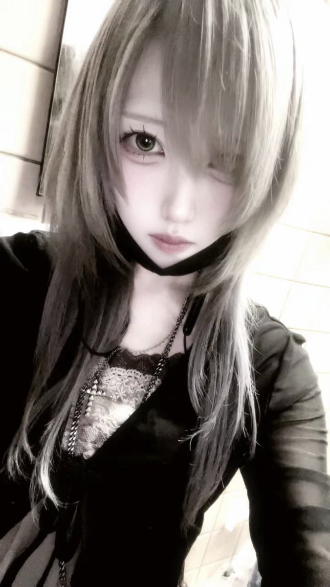 ranran_warp's tweet photo. 出勤です‼️
風強くて髪の毛終わりもした꜀(  ꜆×ࡇ×)꜆

 #ガールズバー #ガルバ #横浜鶴見 #WARP https://t.co/AILY7j4Cg4