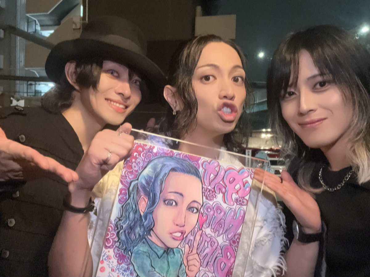 NextYukke0910's tweet photo. 『Another World』
皆様のおかげで無事終演いたしました✨
ゲストの方々からの愛を❤️
お客様からの愛を❤️
一身に受け✨
最高の40代のスタートになりました‼️
本当にご来場いただいた方、
心よせてくださった方、
ありがとうございました😊
プレゼント🎁
沢山ありがとう😊
#AW40
感想待ってまーす✨ https://t.co/93aZhacQKH