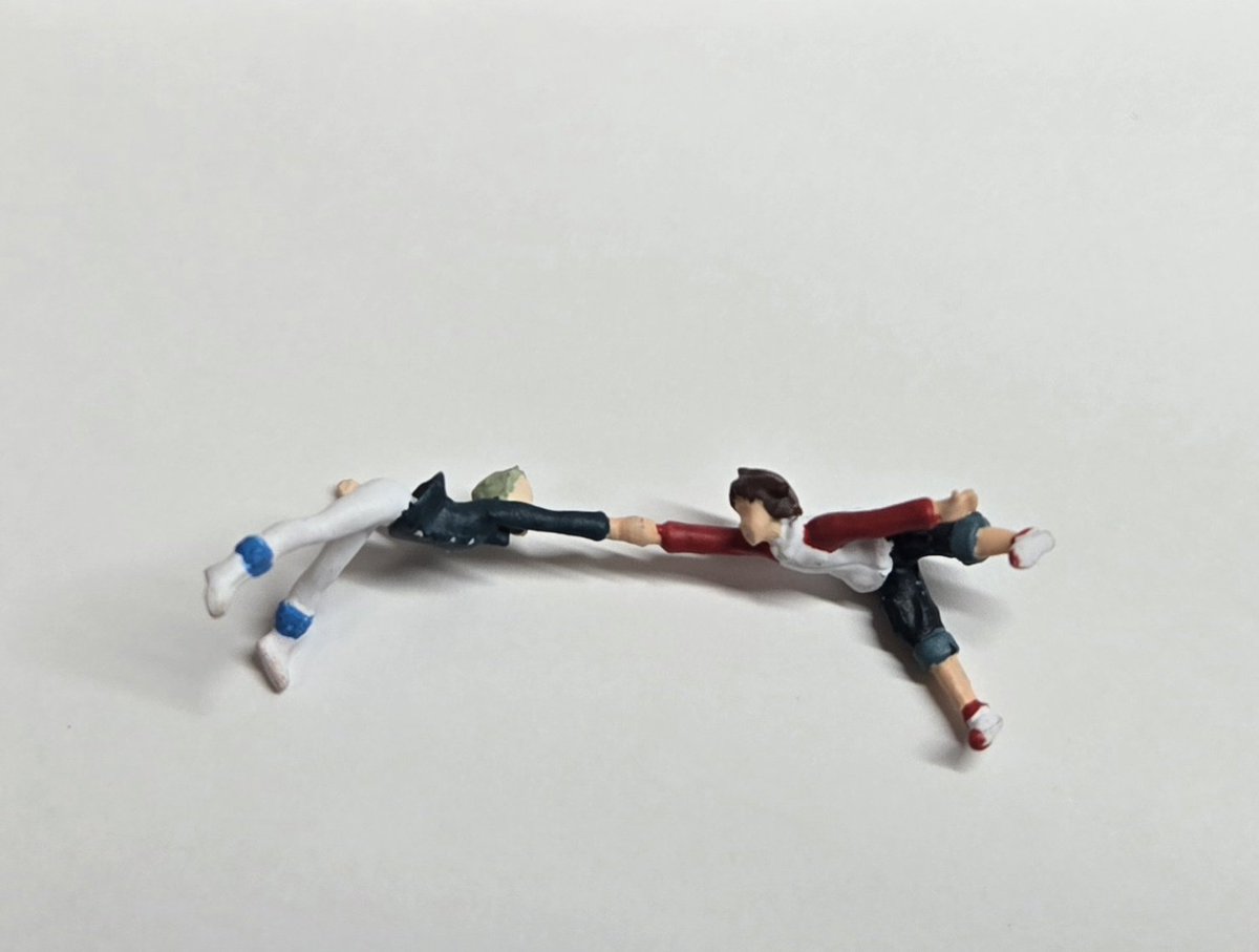hit_mini tweet picture
